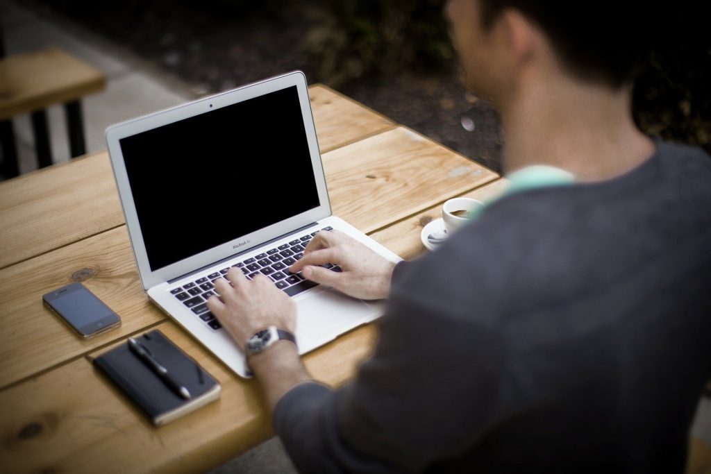 baja autónomo por internet